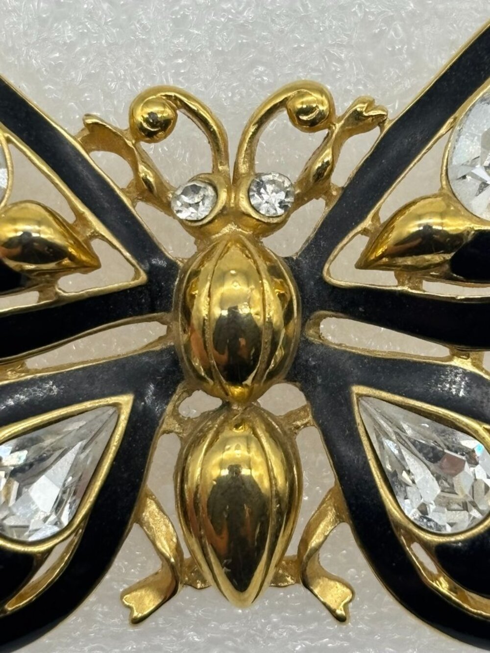 Vintage Trifari Butterfly Brooch Gold Tone Black Enamel Clear Rhinestones Signed - Picture 5 of 16